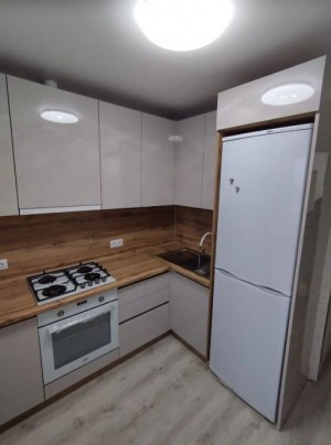 Глянцевая кухня