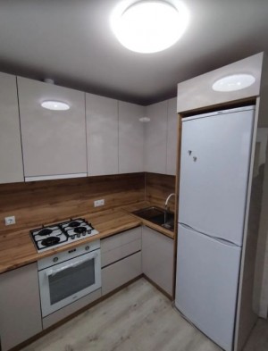 Глянцевая кухня